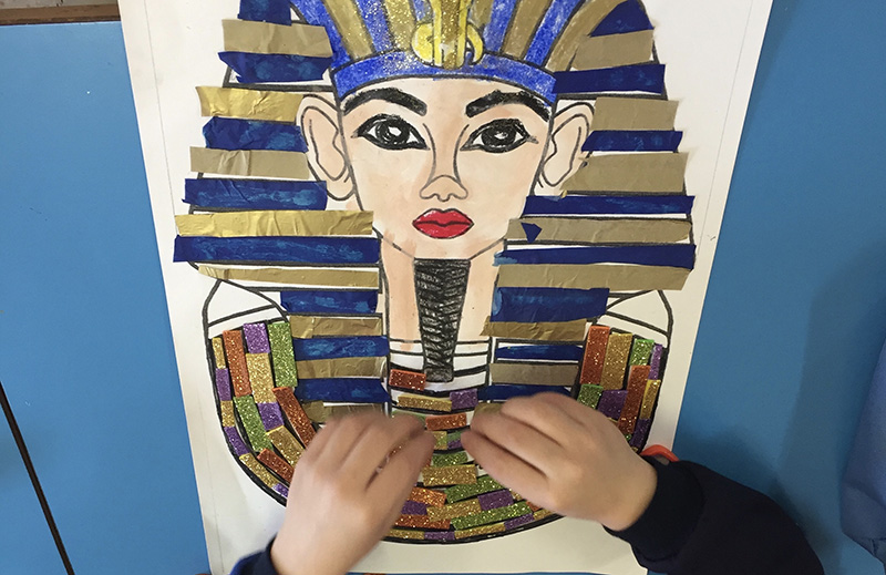 Convertir el aula en una pirámide para estudiar el Antiguo Egipto